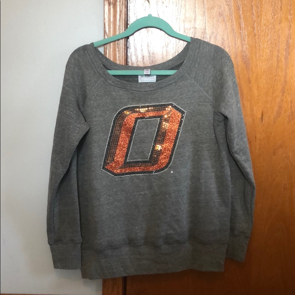 Woman’s OSU top